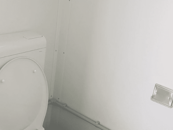 3-9-1.png Module Sanitaire 10 pieds