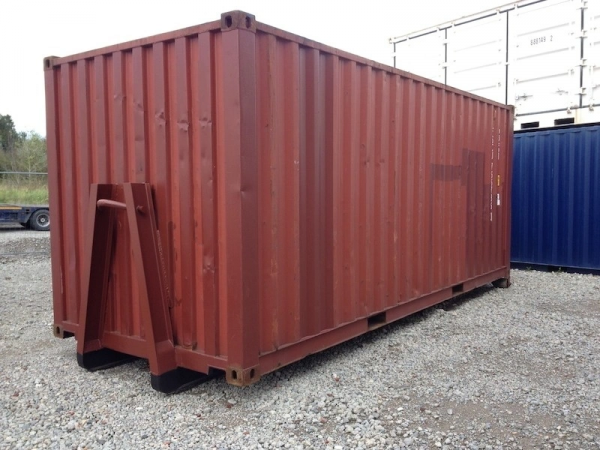 Container-maritime-sur-berce-amp-4-1.png Container de stockage 20 pieds dernier voyage