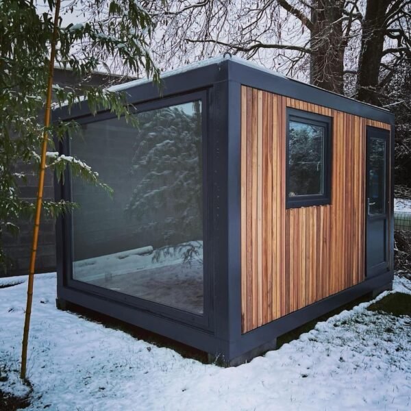 IMG-20250313-WA0029-1.jpg Container Aménagé finition bois