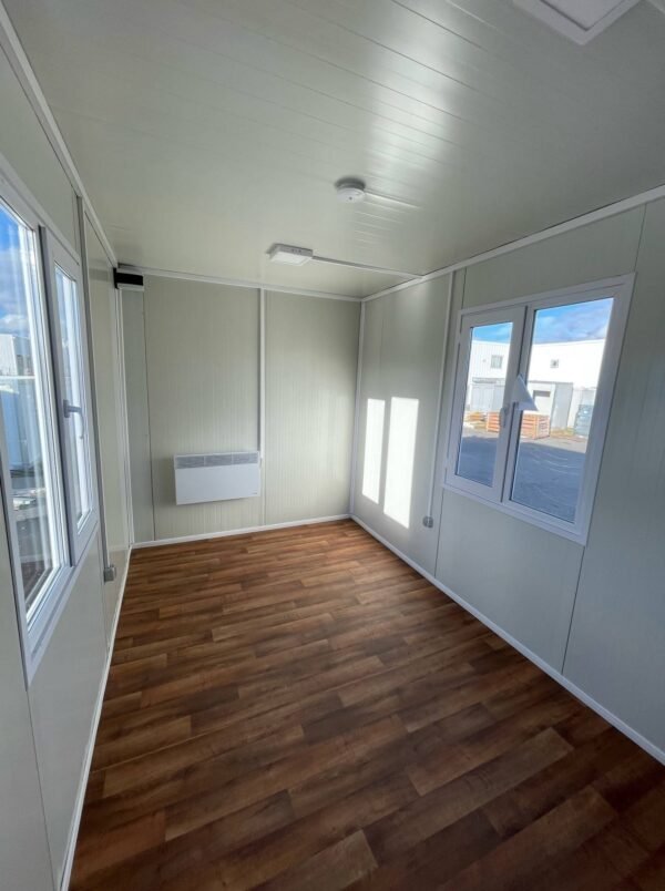 conteneur-module-prefabrique-10-m²-1.jpg Module Préfabriqué 10 m²