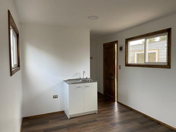 Container Modulaire Cabine Pinto 18m² – Studio Préfabriqué 6x3 m Clé en Main Container Modulaire Cabine Pinto 18m² – Studio Préfabriqué 6x3 m Clé en Main