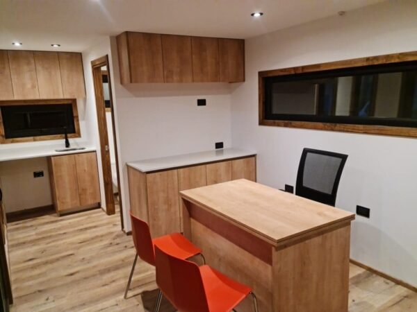 Showroom des Dominicains 18 m²