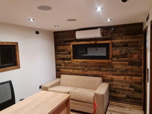 Showroom des Dominicains 18 m²